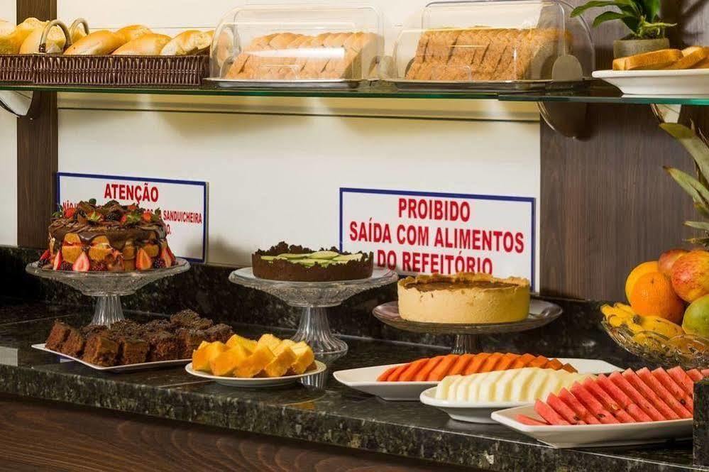 פנייה Hotel Brasil מראה חיצוני תמונה