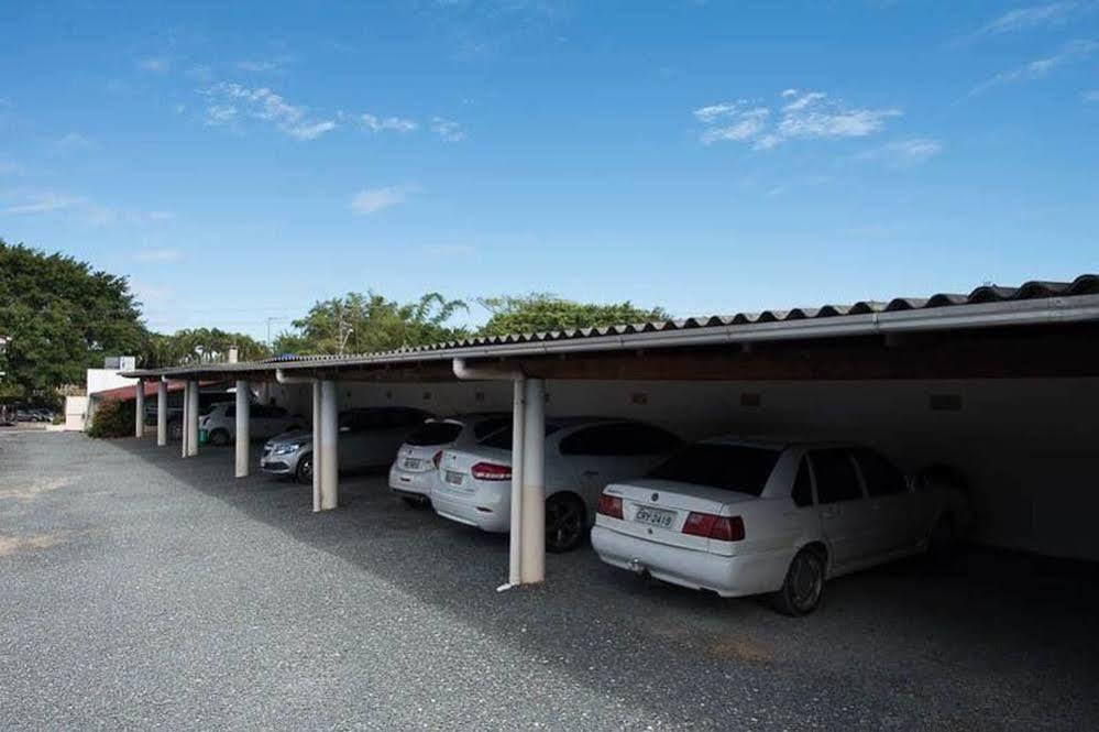 פנייה Hotel Brasil מראה חיצוני תמונה